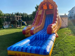 Fire20and20Splash20waterslide202 13649768 Water Slide Fire and Splash Volcano